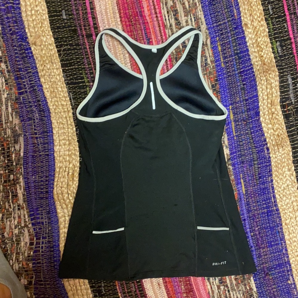 Nike Black Tank Top - Picture 2 of 5